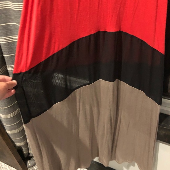 Color Block Maxi Dress - Picture 4 of 4